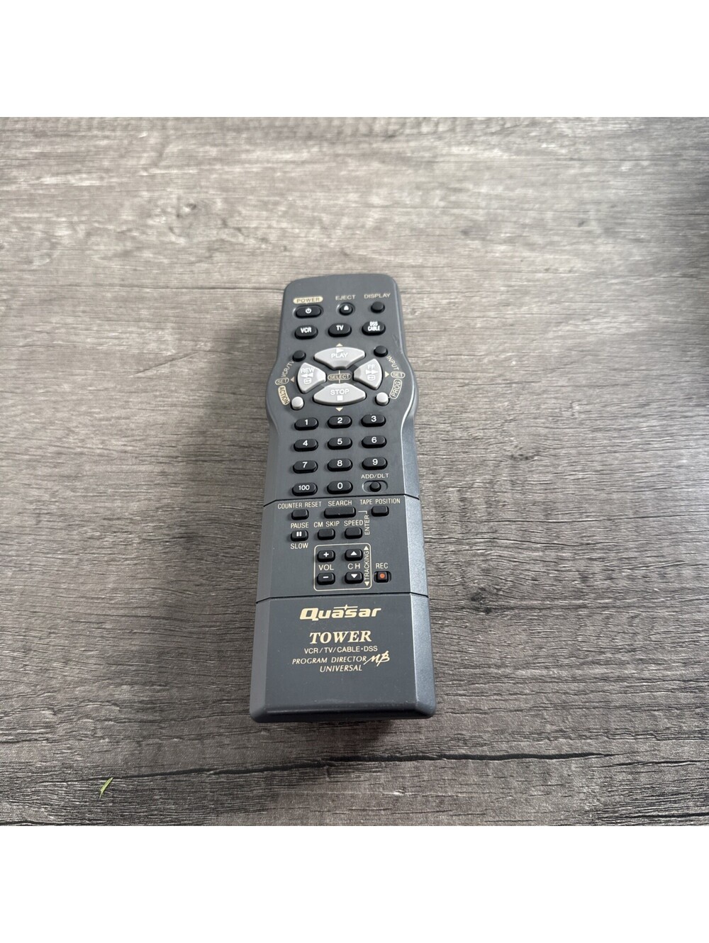 Quasar VSQS1600 Tower VCR TV Cable Universal Remote Control Tested Working